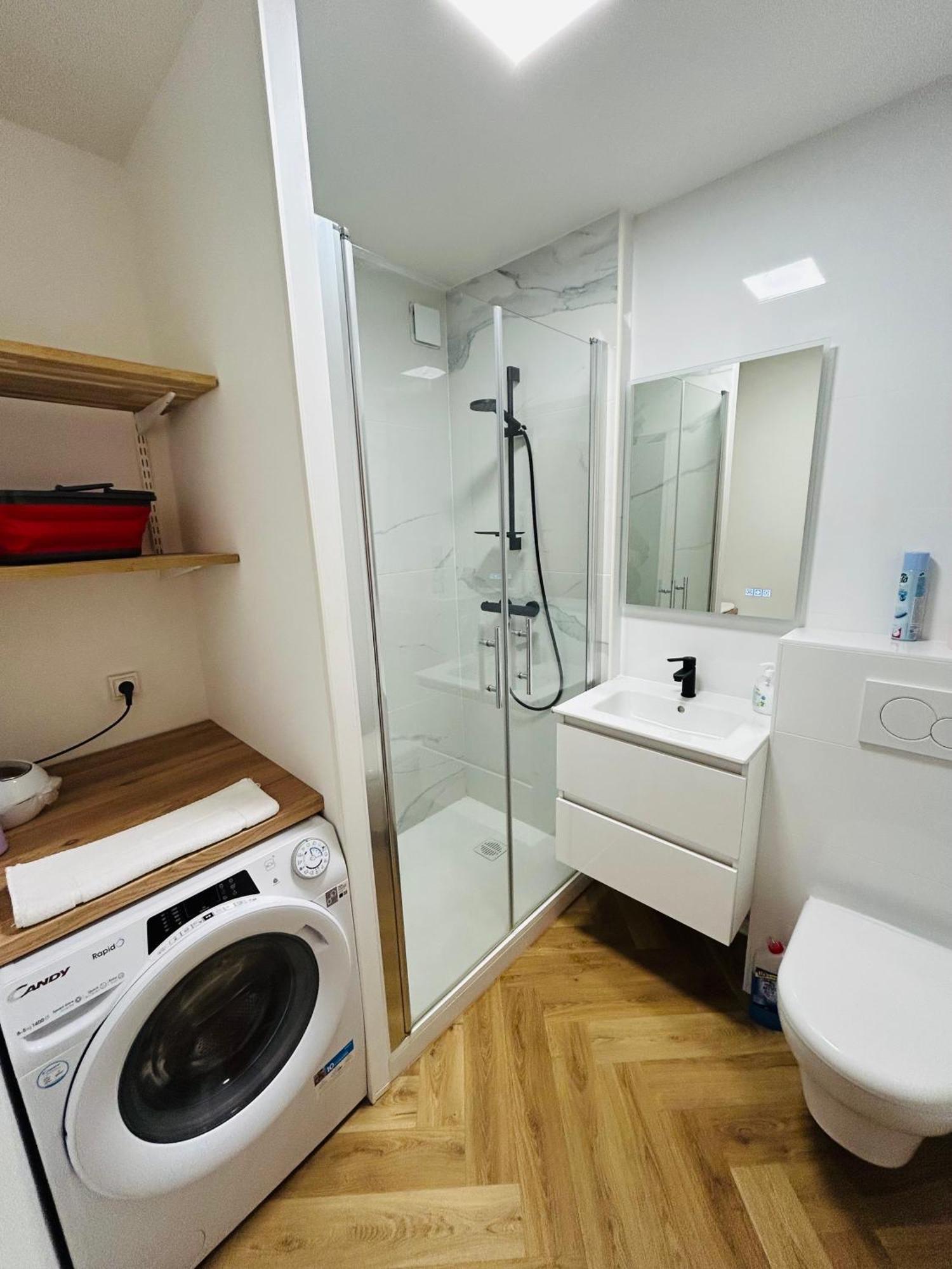 פאו Agreable Studio Chantilly Avec Balcon Et Parking Securise מראה חיצוני תמונה